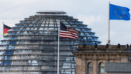 Jefe de Raiffeisenbank: EE.UU. no dejará de luchar contra Rusia a costa de la UE