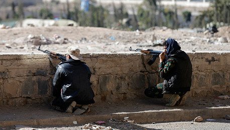 Manifestantes asedian el palacio presidencial de Yemen