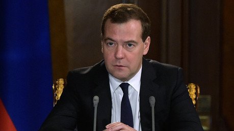 Medvédev: "Si nos desconectan del SWIFT responderemos sin restricciones"