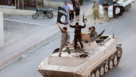 Donaciones provenientes del Golfo ayudan a financiar a 100.000 milicianos del EI