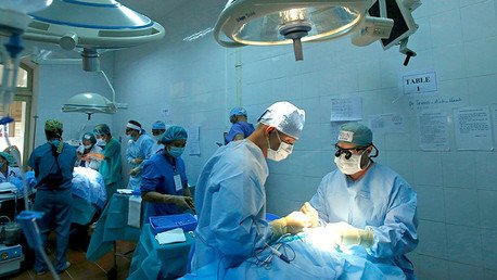 ¿Trasplante de cabeza? Se desata polémica tras el anuncio de que podría hacerse dentro de dos años