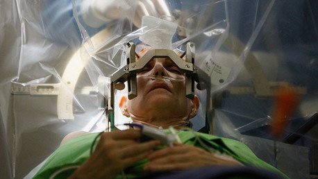 Pentágono pretende desarrollar 'discos duros' para implantarlos en el cerebro