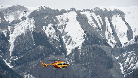 En el lugar del accidente del Airbus A320 puede haber un superviviente