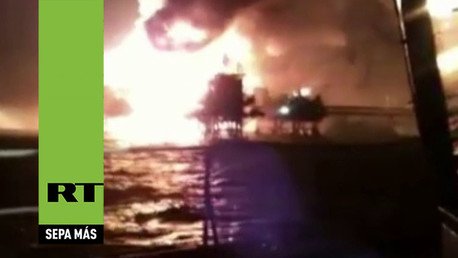 Primeras imágenes de la explosión mortal de la plataforma de Pemex 
