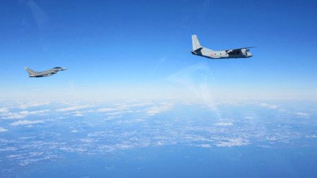 Fotos: Aviones españoles escoltan a supuestos cazas rusos en el Báltico