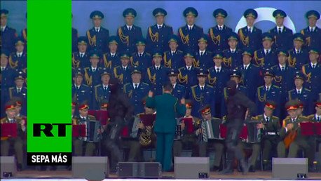 El pegajoso 'baile del robot' de los Spetsnaz rusos en la expo militar Ejército 2015