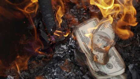 "El objetivo de Rusia y China es acabar con el dominio del dólar"