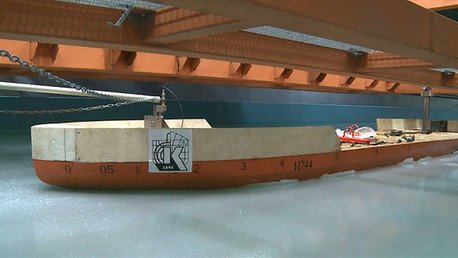 Video: Prueban un poderoso rompehielos ruso en una piscina que recrea el Ártico