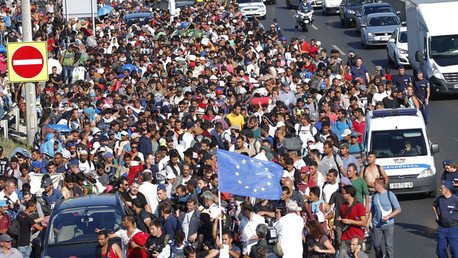 Austria y Alemania abren paso a miles de refugiados que se encuentran en Hungría