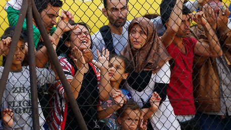 "La crisis migratoria en Europa ha sido creada por la élite política para su beneficio electoral"