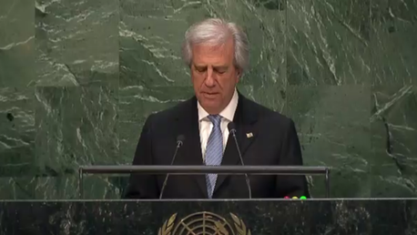 Tabaré Vázquez: "El mundo es un manicomio administrado por sus propios pacientes"