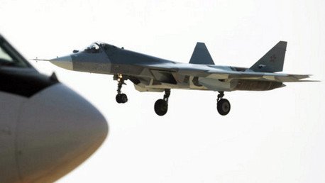 El caza ruso T-50, "un niño que ha heredado todo lo mejor de sus padres"