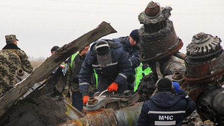 Diálogo sin sentido: pese al informe sobre el MH17 EE.UU. insiste en culpar a las autodefensas