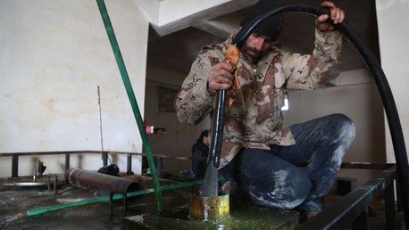 ¿Cuánto gana Turquía con el petróleo que obtiene del Estado Islámico?