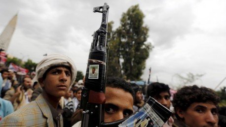 ¿Quién envía secretamente a colombianos a combatir en Yemen?