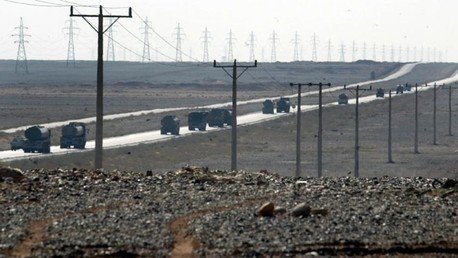 Diputado iraquí: "EE.UU. se niega a bombardear los camiones con petróleo del Estado Islámico"