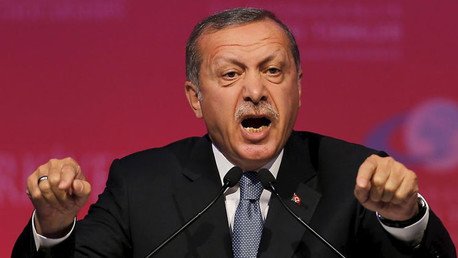 "Derribo del Su-24: ¿Venganza petrolera contra Rusia o la punta de un gran iceberg?"