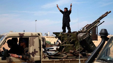 "Rusia usa datos de venta ilegal del crudo a Turquía para acabar con el EI, no para demostrar algo"