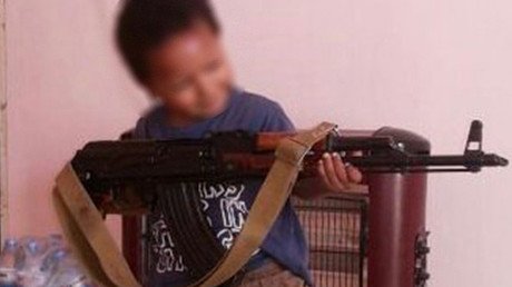 Revelan quién es el niño que aparece en el video de una ejecución del EI