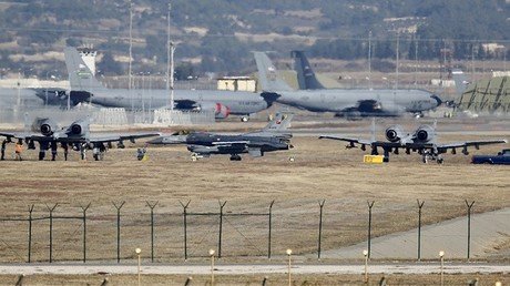 ¿Un poco casi no cuenta? Aviones de combate de Turquía vuelven a violar el espacio aéreo griego