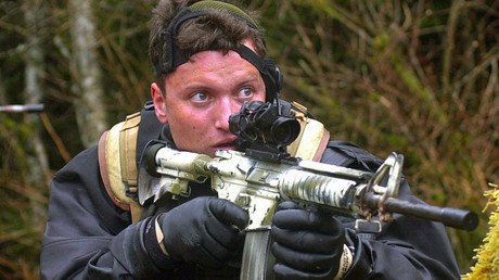 El soldado que mató a Bin Laden entrega al Gobierno una foto del cadáver del líder de Al Qaeda