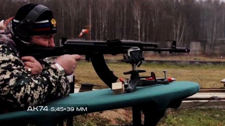 Video: El equipamiento del 'soldado del futuro' vs las balas perforantes del potente fusil SVD