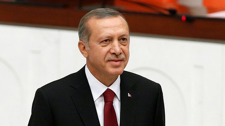  "Erdogan no logra ver a Putin y busca pretextos como la violación del espacio aéreo por un Su-34"