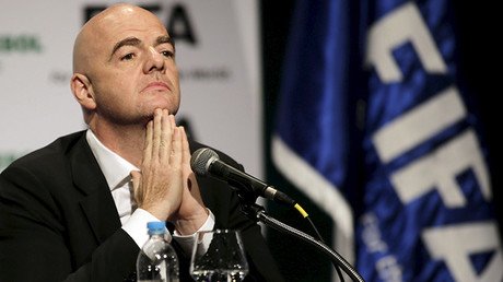 La Policía suiza registra las oficinas de la UEFA por los 'papeles de Panamá'