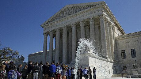 "Es un robo": Irán no reconoce la decisión de EE.UU. que lo obliga a pagar 2.000 millones de dólares