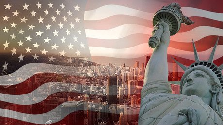 "EE.UU. no reconoce la victoria de Moscú sobre los nazis por arrogancia"