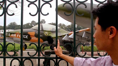 ¿Olvidado el agente naranja?: Obama contempla la venta de armas a Vietnam