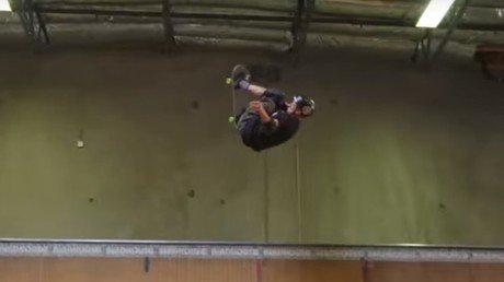 Tony Hawk, leyenda del monopatín, se despide con una vuelta de 900 grados 