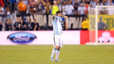 Messi solo contra el mundo: la foto que explica la derrota de Argentina en la Copa América