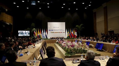Brasil pide "más tiempo" a Uruguay para traspasar la presidencia del Mercosur a Venezuela