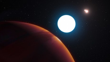 Más impresionante que el hogar de Luke Skywalker: descubren un planeta con tres soles (video)