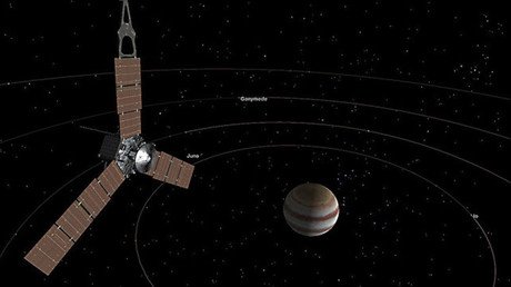 La NASA publica la primera fotografía de Júpiter desde la órbita del planeta