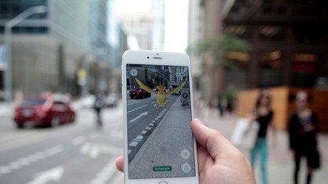 Un taxista mexicano se convierte en 'cazador' de pokémon