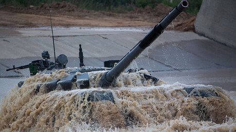 Los Juegos Internacionales de Ejércitos: El biatlón de tanques en Rusia