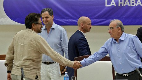 Histórico: El Gobierno de Colombia y las FARC ponen fin a más de 50 años de conflicto armado