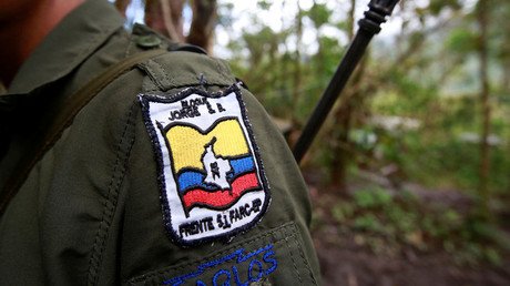 Las FARC anuncian el cese permanente de las hostilidades 