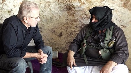 Periodista alemán a RT: "EE.UU. sabe que sus armas terminan en manos de los terroristas en Siria"