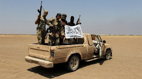 "Pacto con el diablo": EE.UU. "está dispuesto a aliarse con terroristas" en Siria