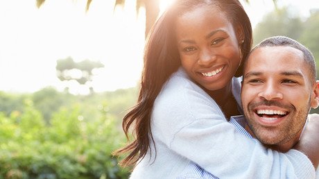 Ni la fama ni el dinero: ¿Cuál es la clave para tener una buena vida?