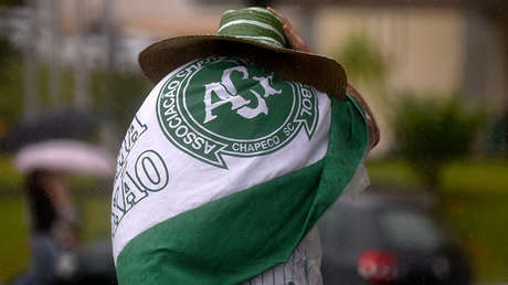 El Chapecoense comienza su reconstrucción y presenta un nuevo escudo  (FOTO)