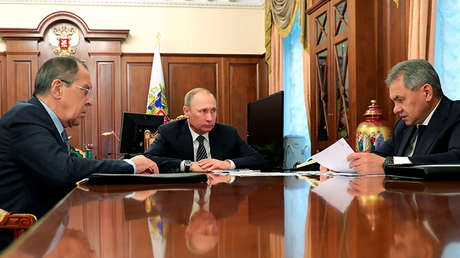 El Ministerio de Exteriores ruso propone a Putin expulsar a 35 diplomáticos de EE.UU.