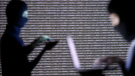 Inteligencia de EE.UU., sin pruebas y contundente: Rusia representa una "seria amenaza cibernética"