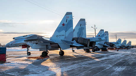 Los primeros cazas rusos Sukhoi Su-35 prueban con éxito el nuevo sistema de búsqueda por infrarrojos