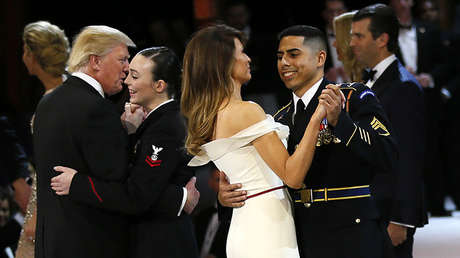 "Trataba de conocerme": El sargento latino que bailó con Melania Trump revela curiosos detalles