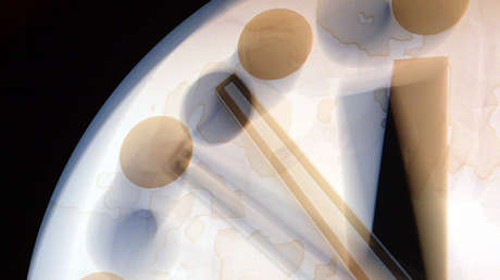 El Reloj del Apocalipsis: ¿Realmente quedan dos minutos y medio para la medianoche?