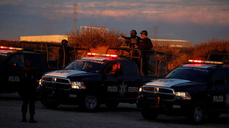 Hallan 11 cadáveres con signos de tortura en una furgoneta en Veracruz (FUERTE FOTO)
